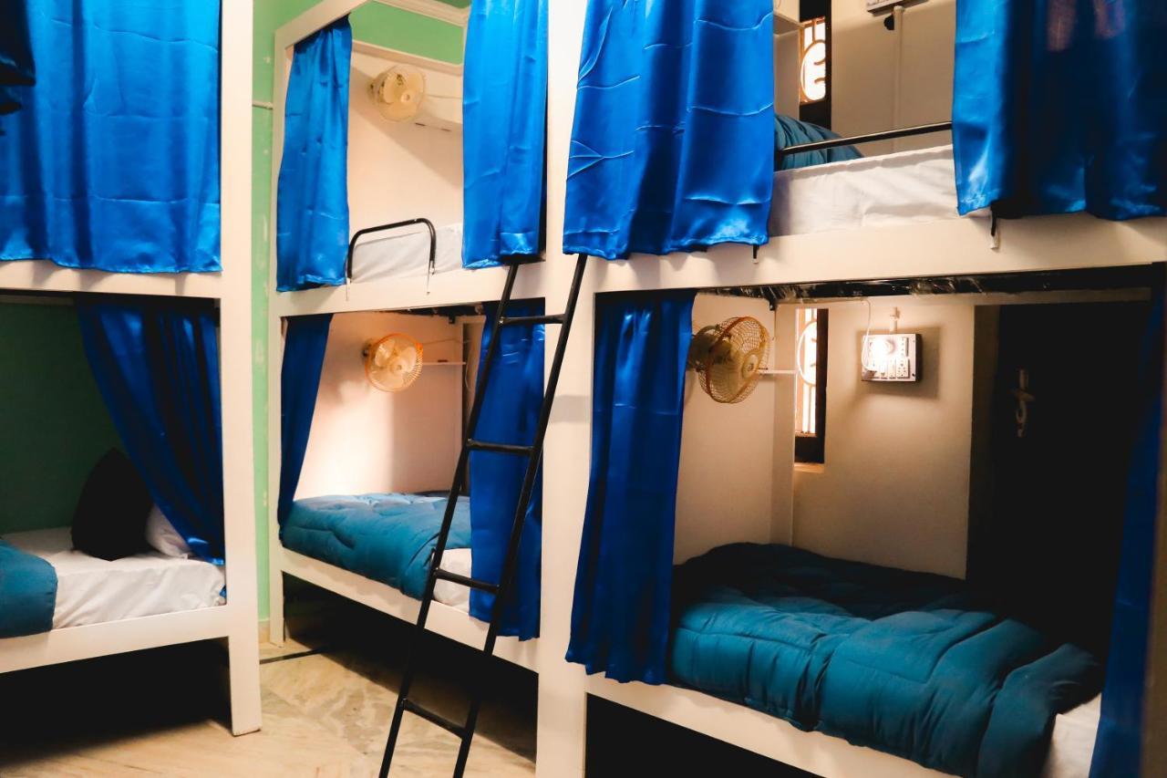 Farmstay - Capsule Den นิวเดลี ภายนอก รูปภาพ