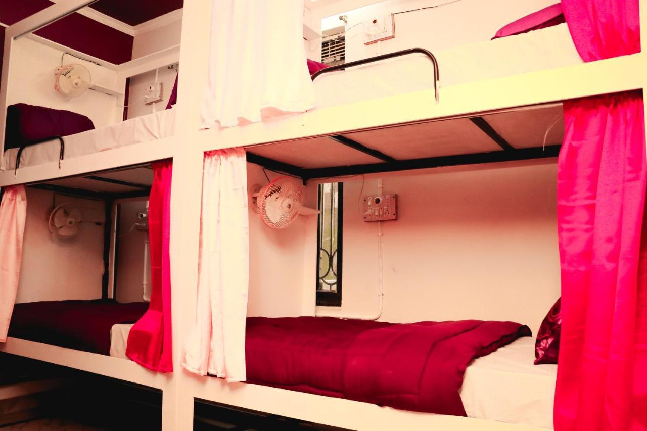 Farmstay - Capsule Den นิวเดลี ภายนอก รูปภาพ